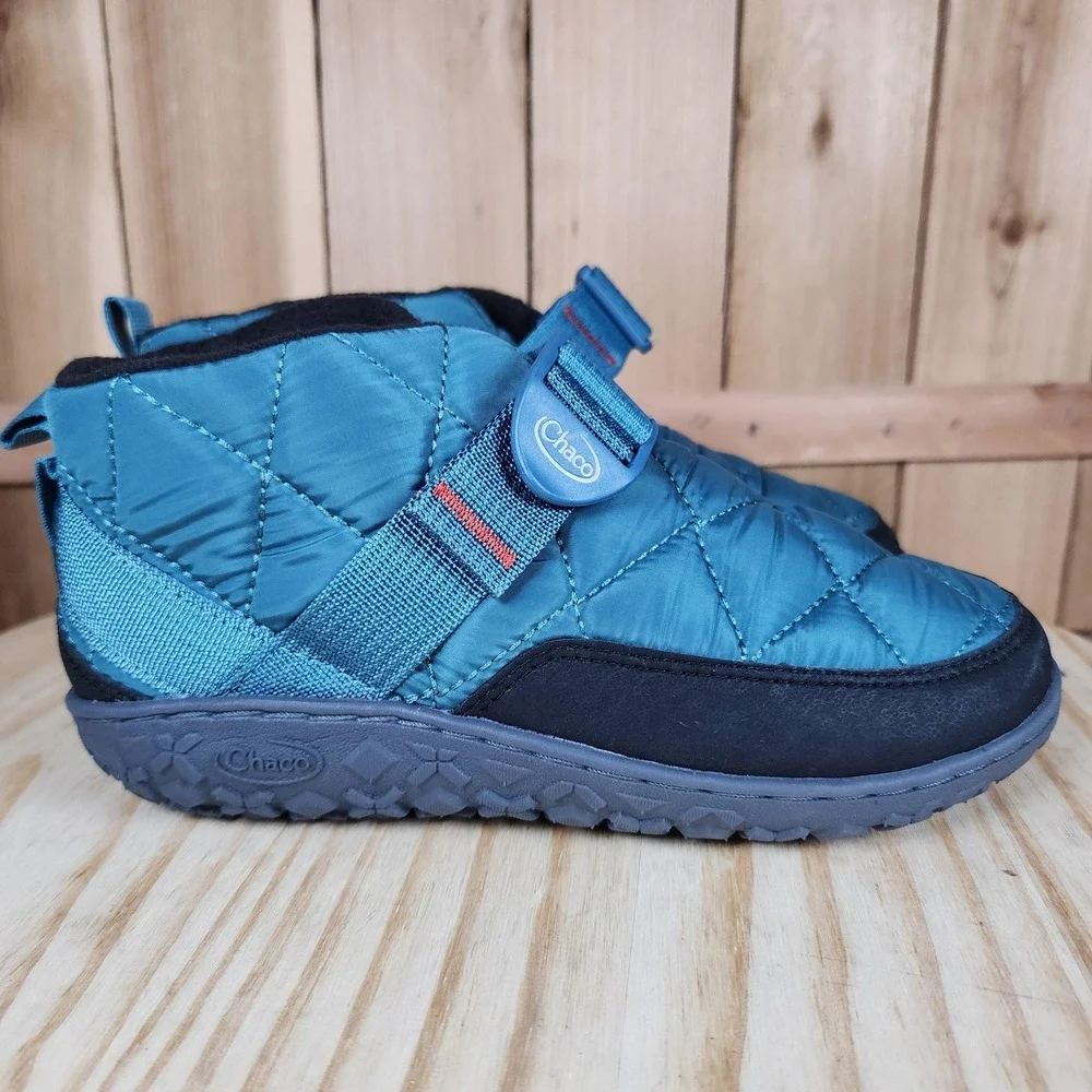 Chaco‎ Ramble Puff Kid Boots Youth Size 3 Glacier Blue Quilted Ankle JCH180348